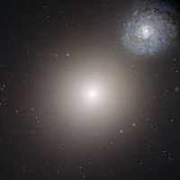 M60 - NGC 4649